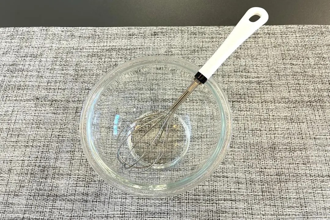 ガラスボウル・泡立て器